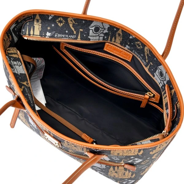 Nouveaux Modelès Dooney & Bourke Sac Disneyland Paris 30e Anniversaire 7 Nouveaux Modelès Dooney & Bourke Sac Disneyland Paris 30e Anniversaire – Image 5